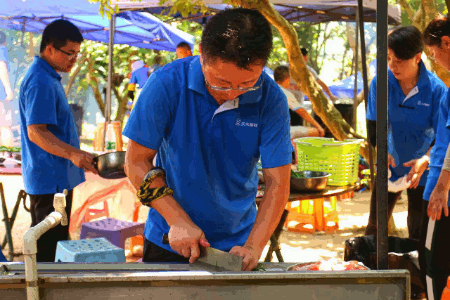 沃爾研究院團建5.gif 沃爾研究院團建5.gif